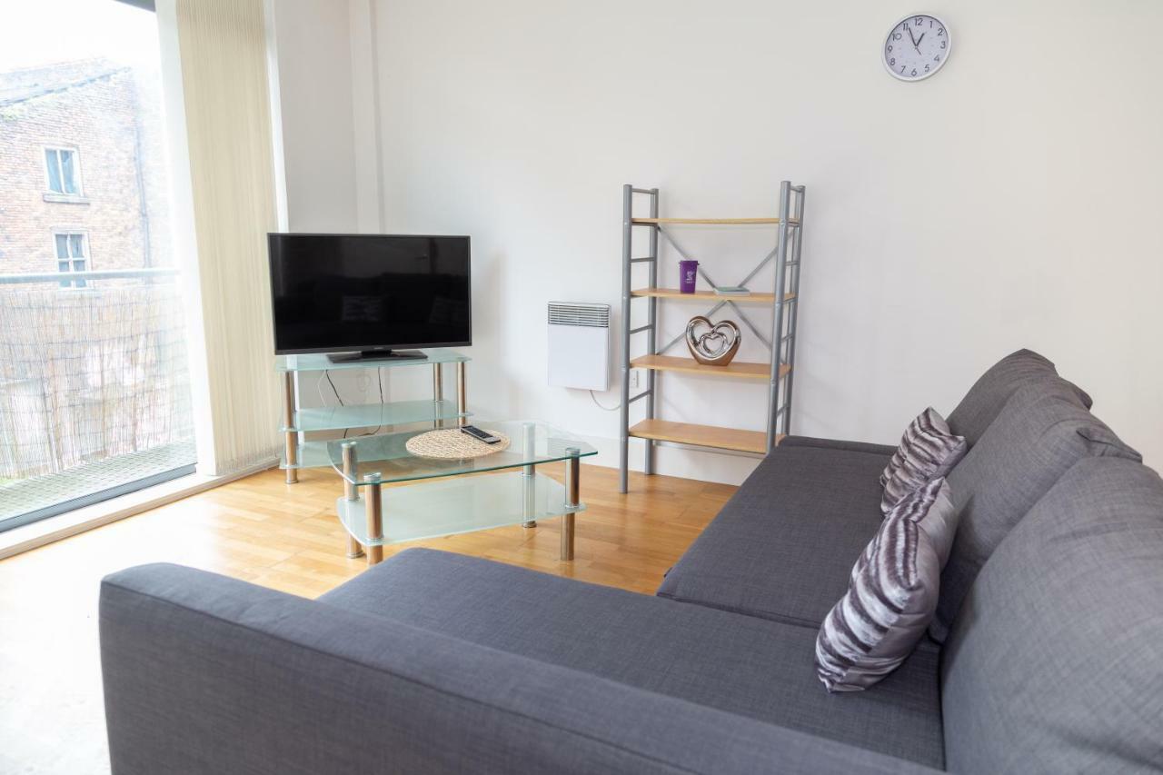 Serviced In Centre - Free Parking - Balcony - By Happy Days Daire